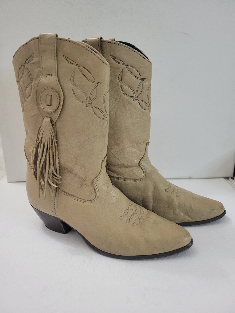 Laredo Vintage Boots Sz 9 Womens Taupe Beige Fringe Leather Cowboy Western